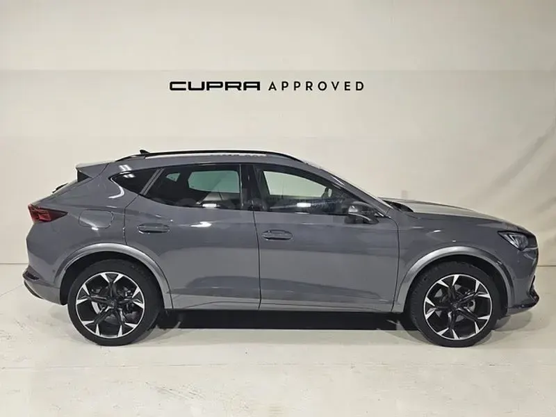 Usado Cupra Formentor 204 CV (150 kW) 2022 Gris / plata SUV