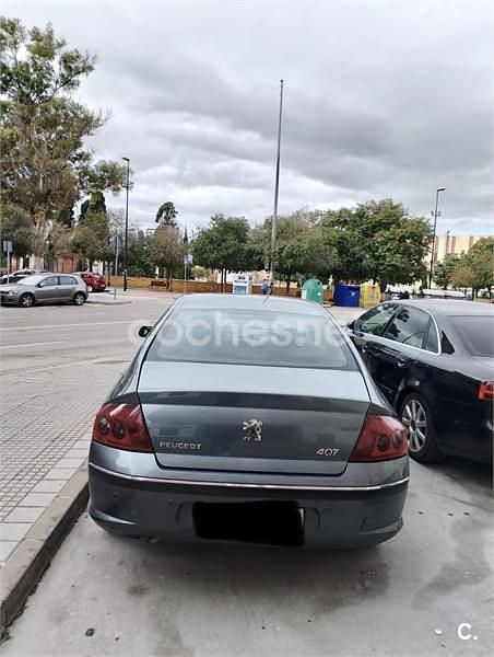 Usado Peugeot 407 136 CV (100 kW) 2004 Gris / plata Berlina