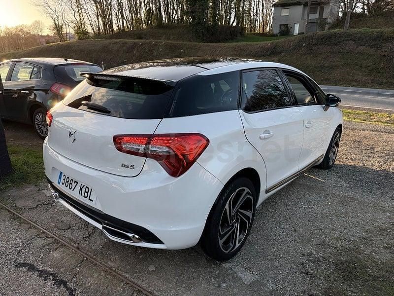 Usado DS Automobiles DS5 Prestige 181 CV (133 kW) 2018 Blanco Utilitario