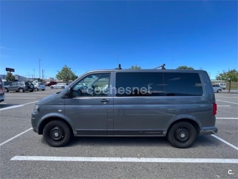 Usado VW Multivan Startline 140 CV (102 kW) 2013 Gris / plata Van