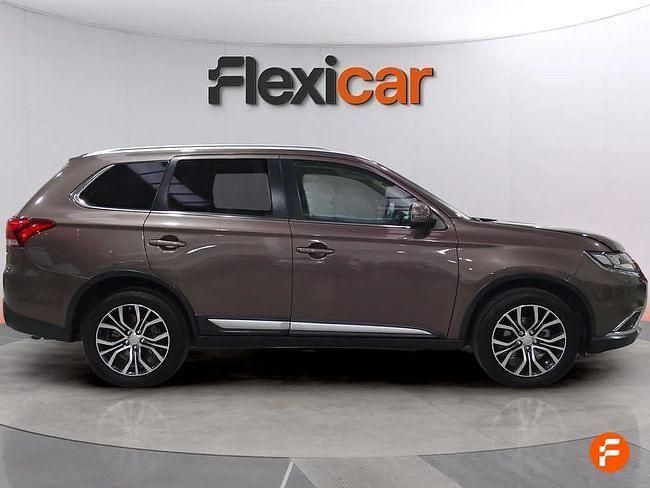 Usado Mitsubishi Outlander Motion 150 CV (110 kW) 2017 Marrón SUV