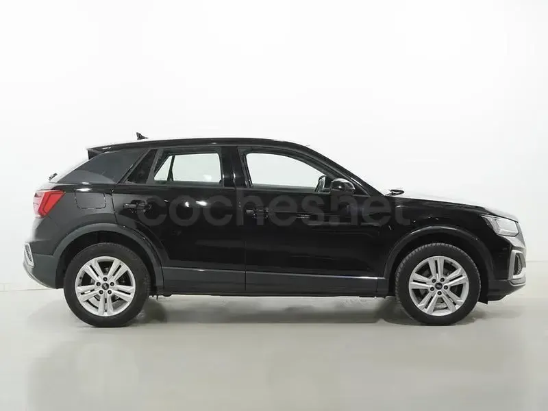 Usado Audi Q2 Advanced 116 CV (85 kW) 2022 Negro SUV