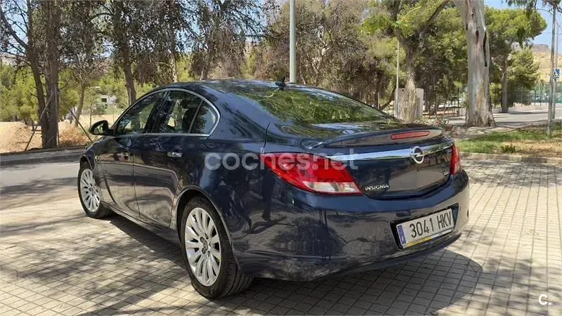 Usado Opel Insignia Excellence 160 CV (117 kW) 2012 Azul Berlina