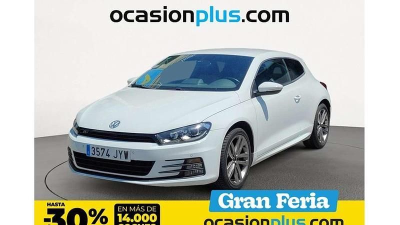 Blanco Usado 2017 VW Scirocco R-line Coupe | 23.900 € (Un poco caro) - Imagen 1/4