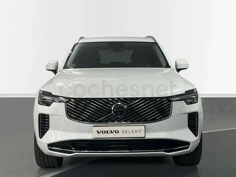 Usado Volvo XC90 Plus 250 CV (183 kW) 2025 Blanco SUV