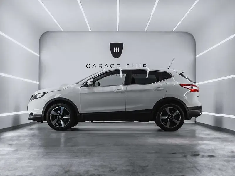Usado Nissan Qashqai N-Connecta 110 CV (80 kW) 2015 Blanco SUV