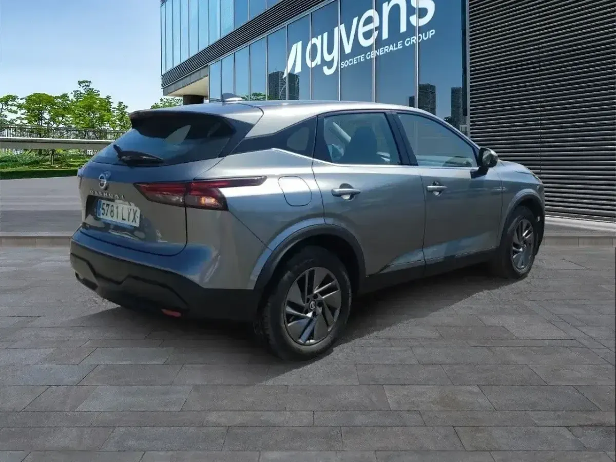 Usado Nissan Qashqai Acenta 158 CV (116 kW) 2022 Gris SUV