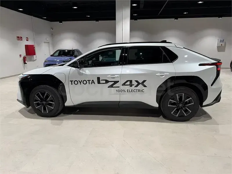 Nuevo Toyota bZ4X Advance 2025 Eléctrico SUV
