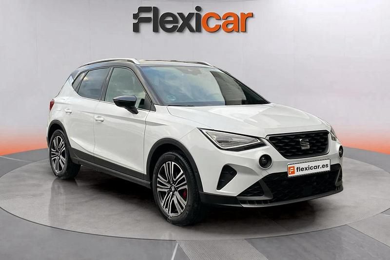 Blanco Usado 2024 Seat Arona FR SUV | 17.580 € (Buen precio) - Imagen 1/4