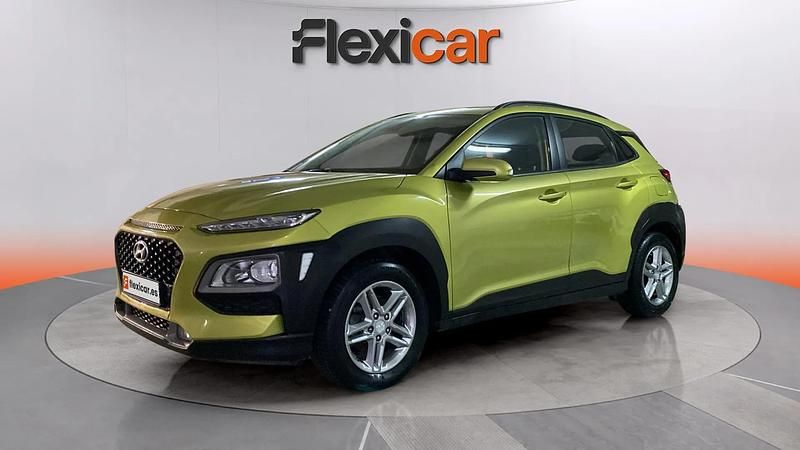Usado Hyundai Kona 120 HP (88 kW) 2018 Bege SUV