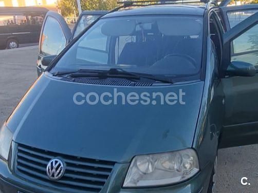 Verde Usado 2000 VW Sharan Comfortline Monovolumen | 3700 € - Imagen 1/4