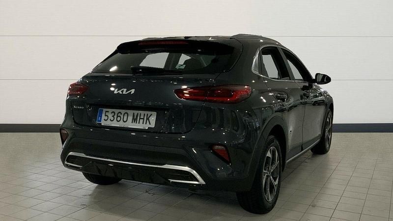 Usado Kia XCeed 120 CV (88 kW) 2023 Oscuro SUV