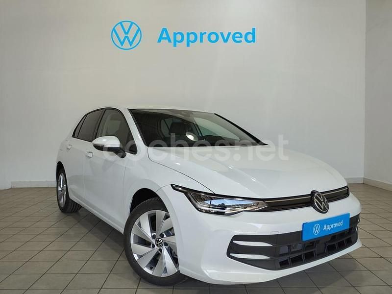 Blanco Usado 2025 VW Golf VIII Match Berlina | 38.000 € - Imagen 1/4