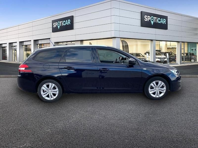 Usado Peugeot 308 SW Active 130 CV (95 kW) 2017 Azul Familiar