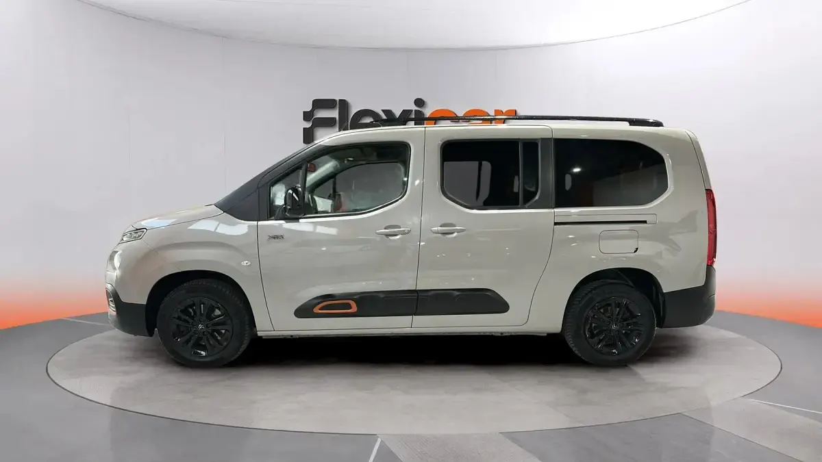 Usado Citroën e-Berlingo Shine 102 CV (75 kW) 2021 Gris Monovolumen