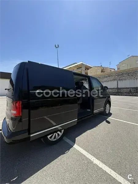 Usado VW Multivan Comfortline 180 CV (132 kW) 2010 Negro Monovolumen