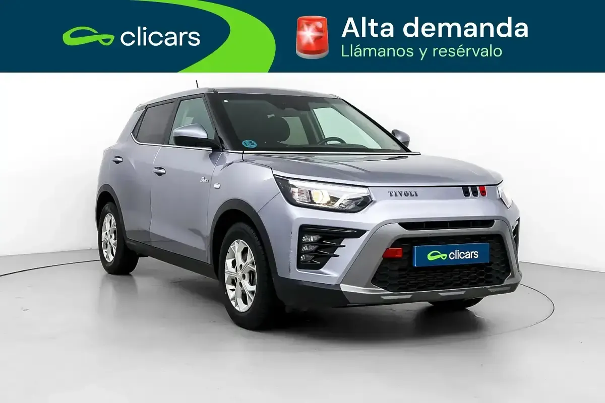 Usado SsangYong Tivoli 163 CV (119 kW) 2024 Gris SUV
