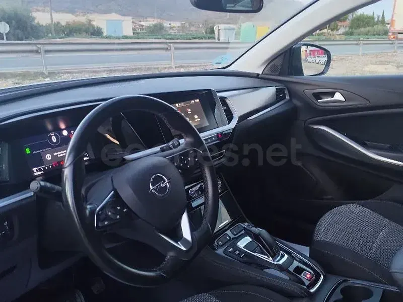 Usado Opel Grandland X Business Edition 130 CV (95 kW) 2021 Blanco SUV