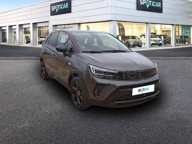 Usado Opel Crossland 110 CV (80 kW) 2022 Gris / plata SUV