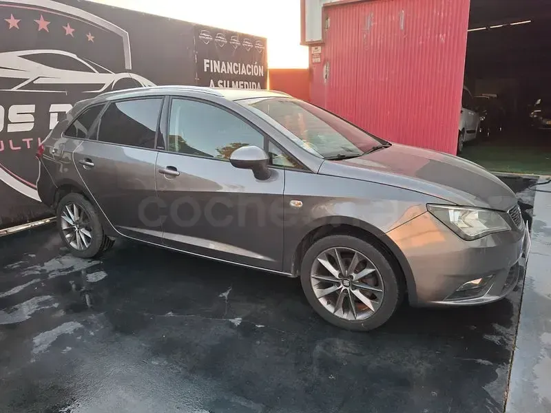 Usado Seat Ibiza ST I-Tech 90 CV (66 kW) 2014 Marrón Familiar