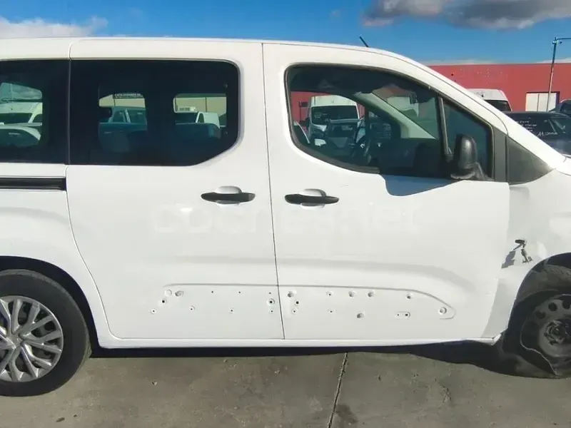 Usado Citroën e-Berlingo Feel 102 CV (75 kW) 2021 Blanco Monovolumen