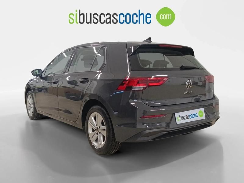 Usado VW Golf VIII 115 CV (84 kW) 2022 Gris/plata