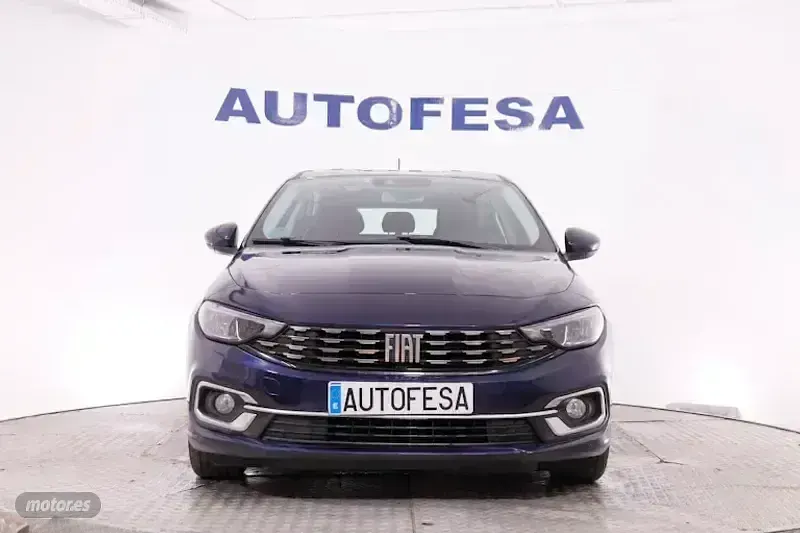 Usado Fiat Tipo Life 130 CV (95 kW) 2021 Azul