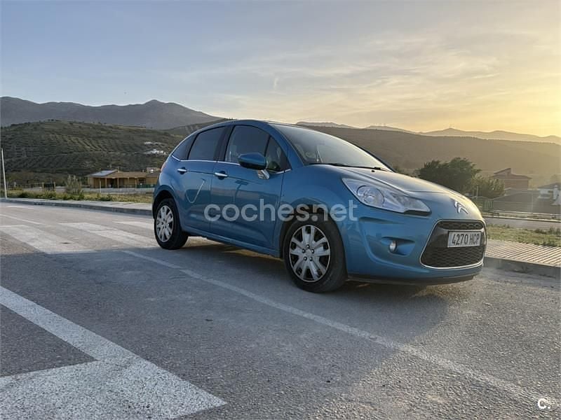Usado Citroën C3 Exclusive 70 CV (51 kW) 2011 Azul Berlina