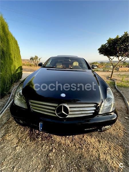 Negro Usado 2007 Mercedes CLS320 Berlina | 6499 € (Un poco caro) - Imagen 1/4