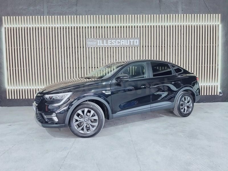 Usado Renault Arkana Equilibre 140 CV (102 kW) 2024 Negro SUV