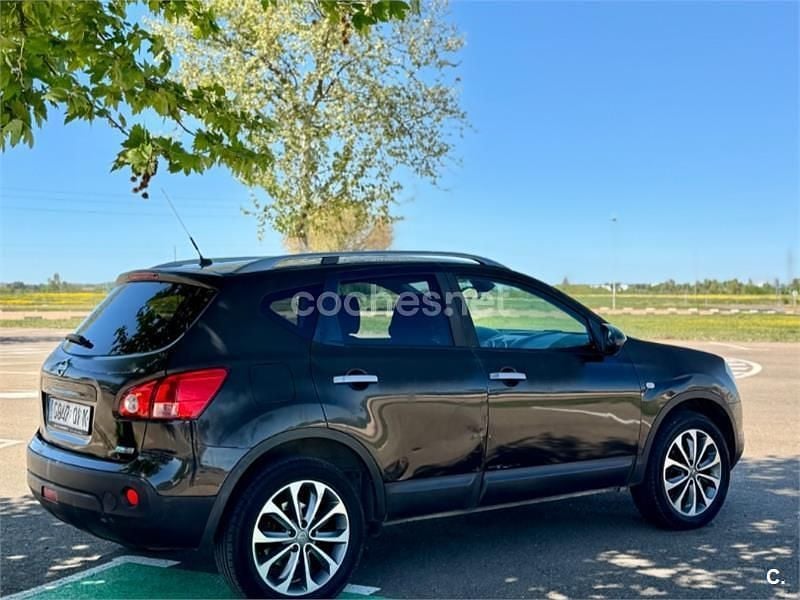 Usado Nissan Qashqai Acenta 106 CV (77 kW) 2009 Negro SUV