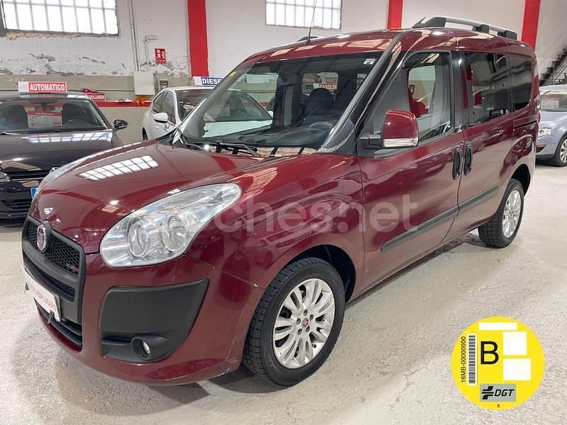 Granate Usado 2015 Fiat Doblò Dynamic Monovolumen | 8490 € (Precio justo) - Imagen 1/4