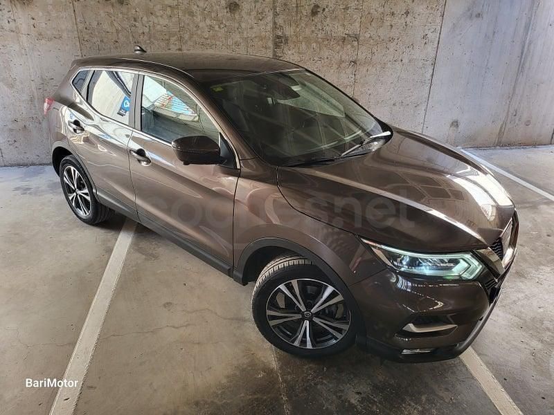 Usado Nissan Qashqai Visia 115 CV (84 kW) 2017 Marrón SUV