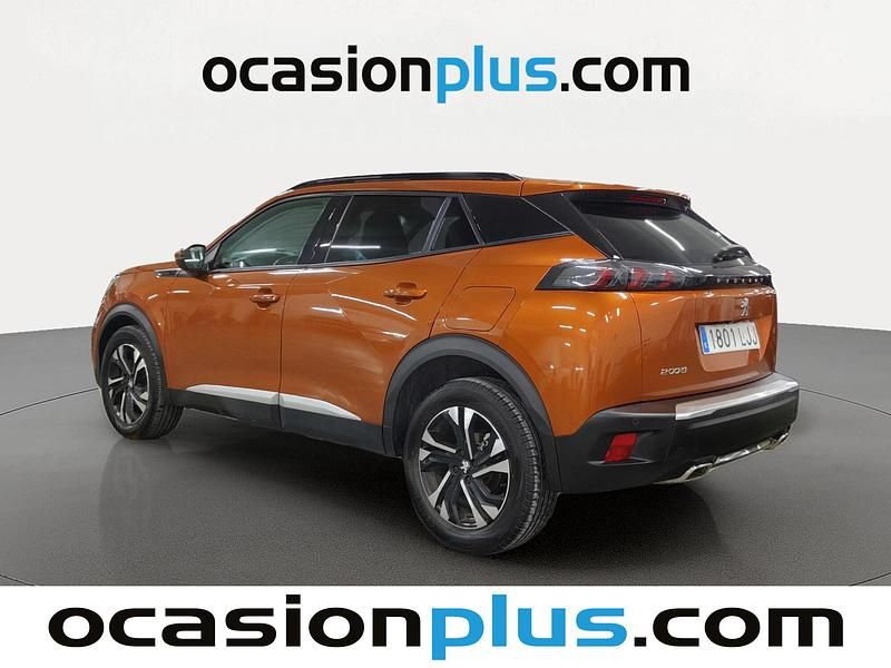 Usado Peugeot 2008 Allure 130 CV (95 kW) 2020 Naranja SUV