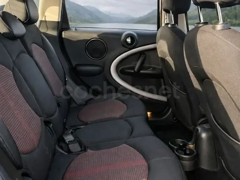 Usado Mini One Countryman 98 CV (72 kW) 2016 Negro SUV