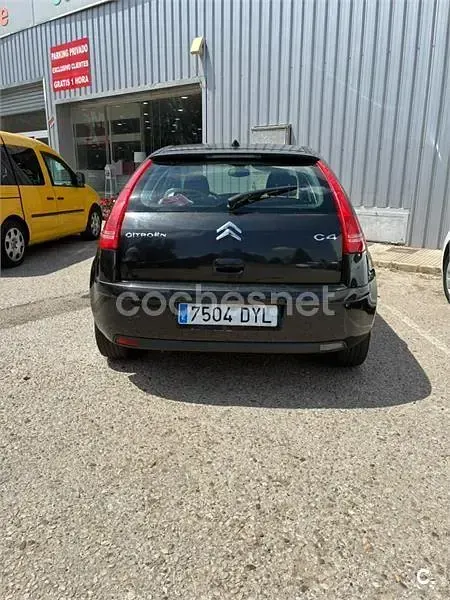 Usado Citroën C4 VTR Sport 110 CV (80 kW) 2006 Negro Berlina