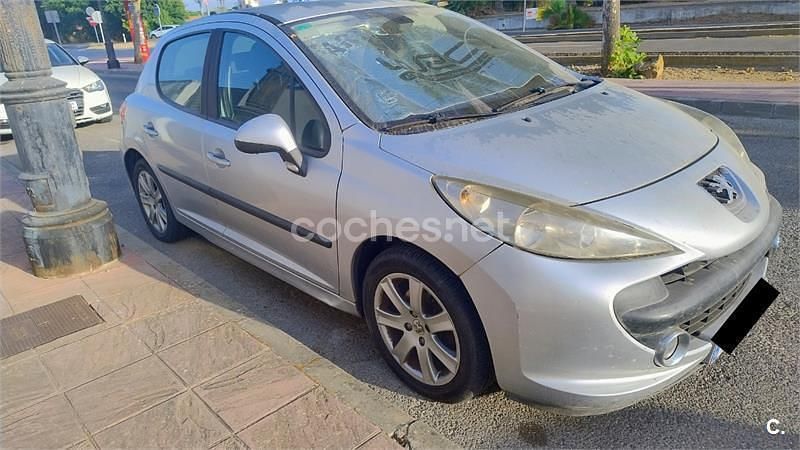 Usado Peugeot 207 90 CV (66 kW) 2007 Gris / plata Berlina