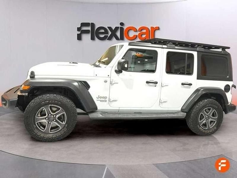 Usado Jeep Wrangler Unlimited Sport 200 CV (147 kW) 2020 Blanco SUV