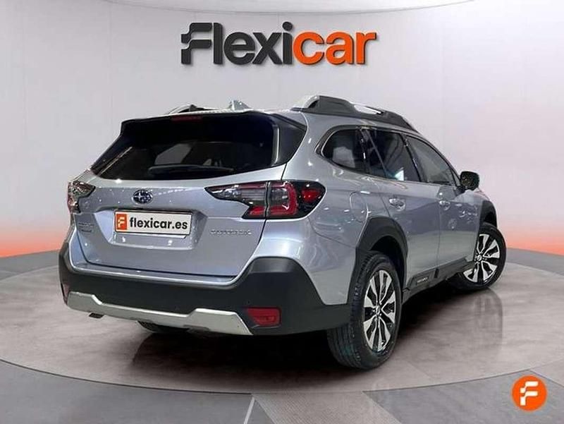 Usado Subaru Outback 169 CV (124 kW) 2023 Gris Familiar