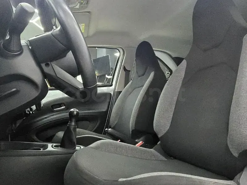 Usado Toyota Aygo X Play 72 CV (52 kW) 2022 Blanco SUV