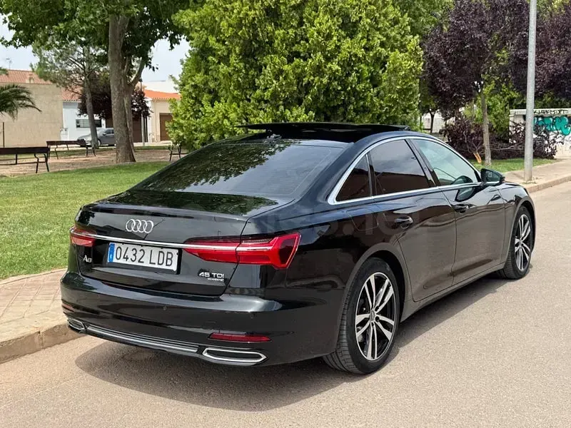 Usado Audi A6 Sport 231 CV (169 kW) 2019 Negro Berlina