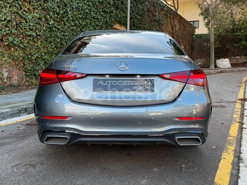 Usado Mercedes C220 200 CV (147 kW) 2022 Gris / plata Berlina
