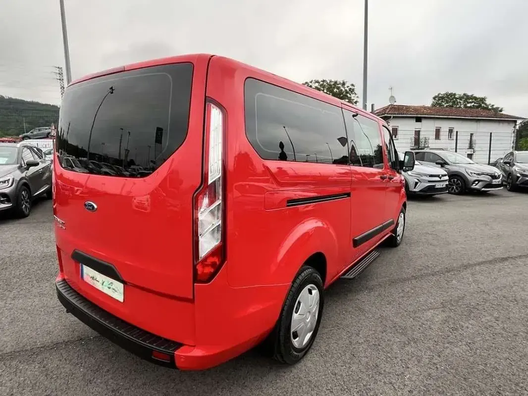 Usado Ford Transit Custom Trend 131 CV (96 kW) 2023 Rojo Van