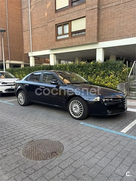 Usado Alfa Romeo 159 Distinctive 150 CV (110 kW) 2008 Negro Berlina