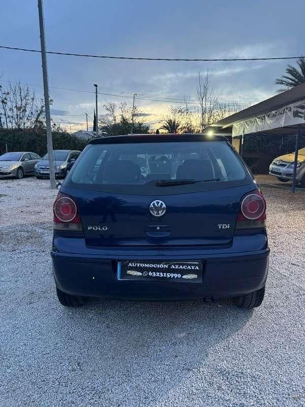 Usado VW Polo Advance 69 CV (50 kW) 2005 Azul Utilitario