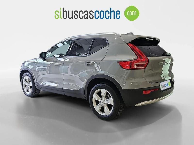 Usado Volvo XC40 Core 163 CV (119 kW) 2024 Gris/plata SUV