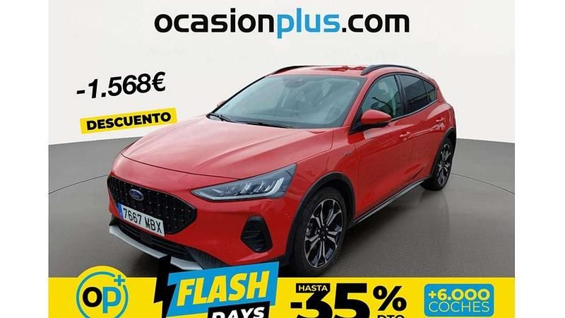 Usado Ford Focus Active X 155 CV (114 kW) 2022 Rojo Utilitario