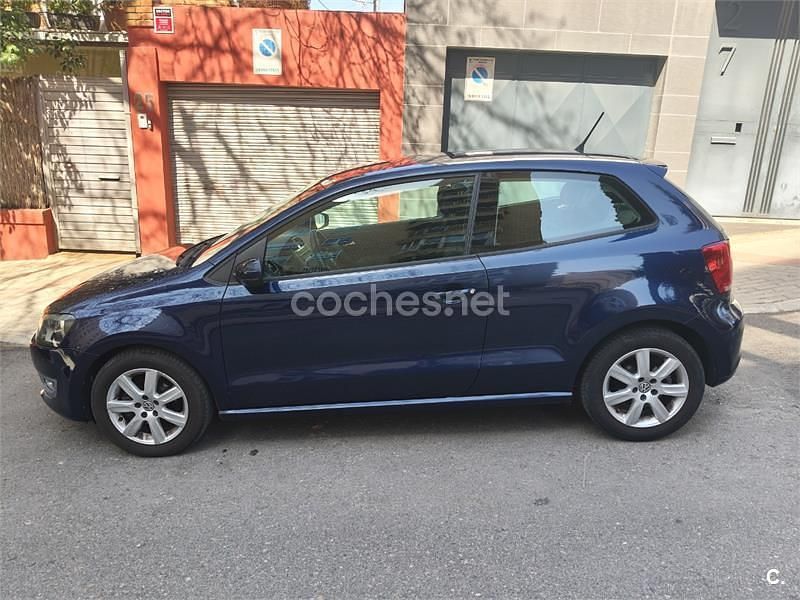 Usado VW Polo Sport 90 CV (66 kW) 2010 Azul Utilitario