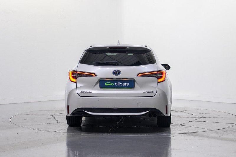 Usado Toyota Corolla Style 180 CV (132 kW) 2022 Blanco Familiar