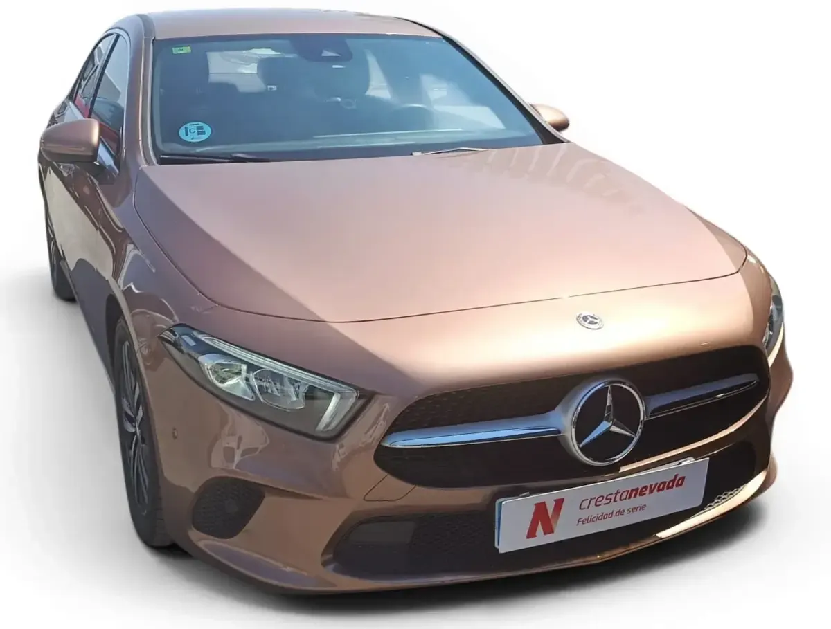 Usado Mercedes A180 116 CV (85 kW) 2022 Marrón Berlina